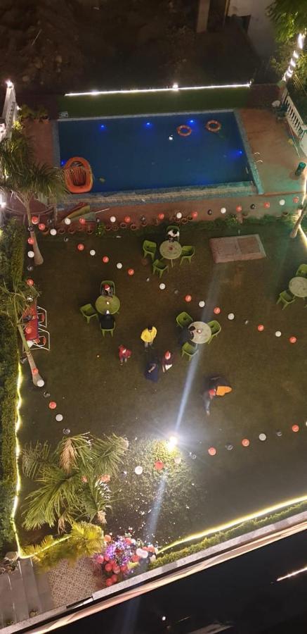 Rishikesh Grand Hotel Ngoại thất bức ảnh