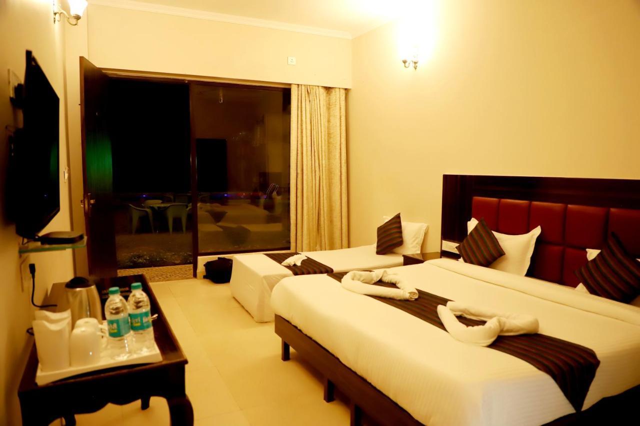 Rishikesh Grand Hotel Ngoại thất bức ảnh