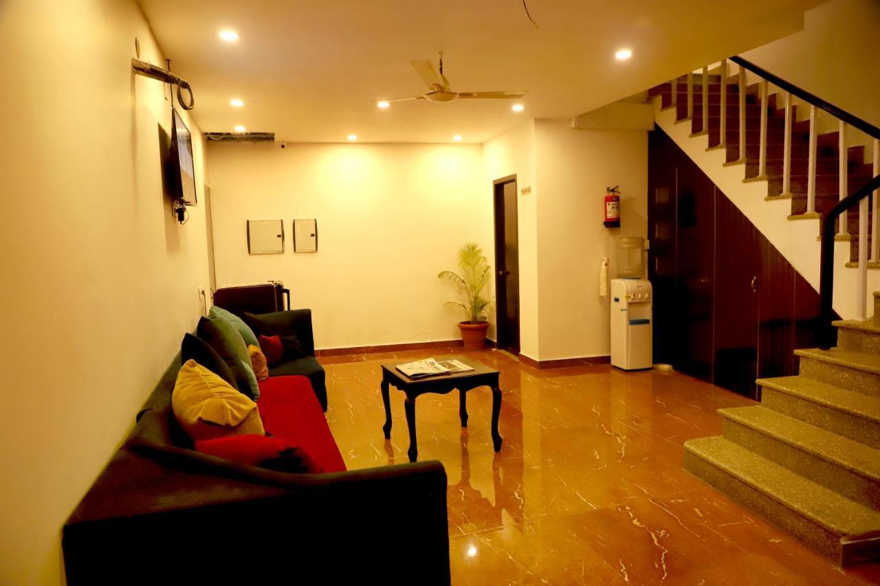 Rishikesh Grand Hotel Ngoại thất bức ảnh