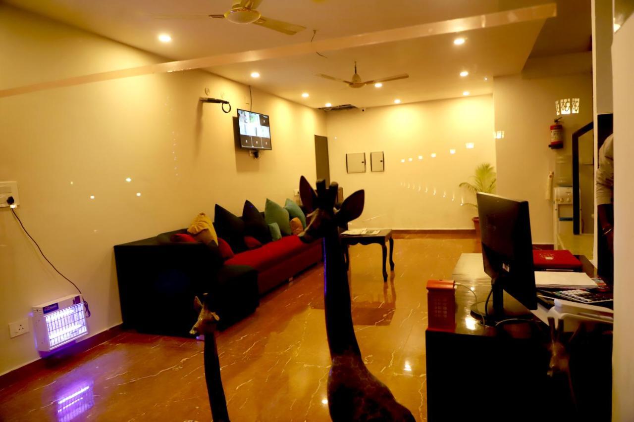 Rishikesh Grand Hotel Ngoại thất bức ảnh